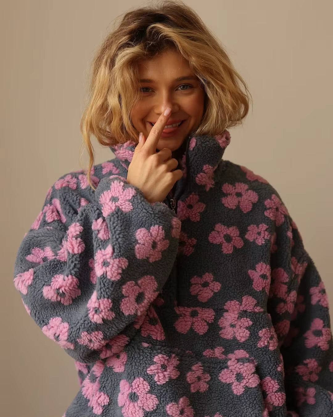 EverComfi - Ultra-Soft Floral Hoodie