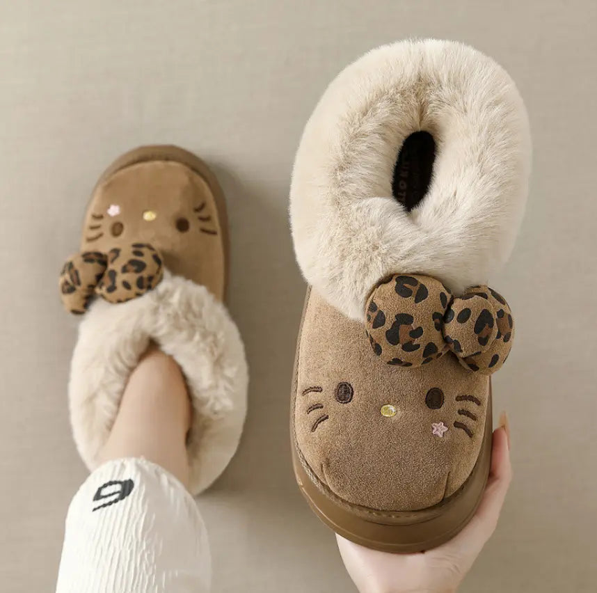 EverComfi – Kitty Plush Slippers
