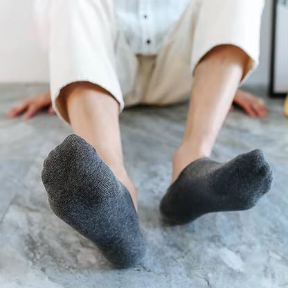 No-show breathable socks